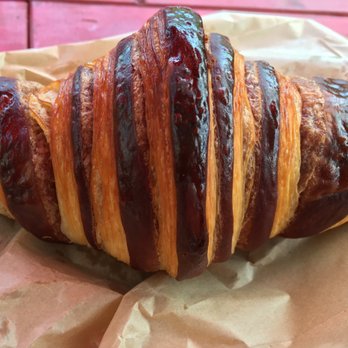 Les Co'Pains d'Abord - Choco Grand Cru - Bakeries Near Me - Montreal, Quebec Les Co'Pains d'Abord - Choco Grand Cru - Bakeries Near Me - Montreal, Quebec