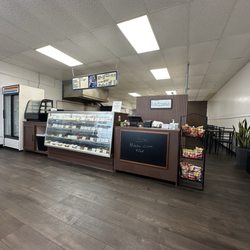 Donuts Pies & More - Extremely clean!