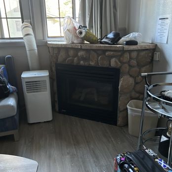 Austria Hof lodge - Fireplace and Air Con - Hotels Near Me - Mammoth Lakes, California