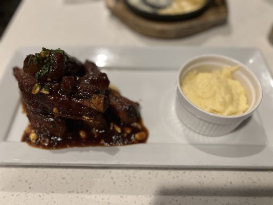 Hungry Crowd by null