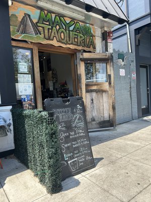 Maya Taqueria by null