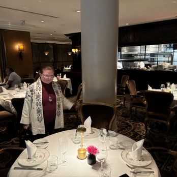 Bacchus Restaurant & Lounge - Interior - Lounges Near Me - Vancouver, British Columbia