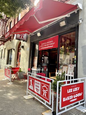 Lee Lee's Baked Goods by null