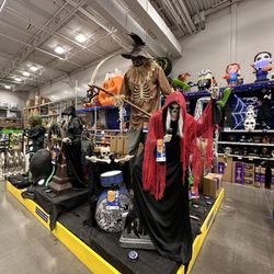 Lowe's Home Improvement - Halloween