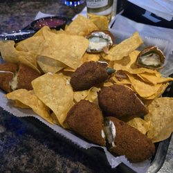 Dirty Dime Tavern - "MKE's Best Poppers"