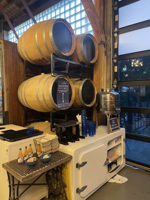 Santa Barbara Wine Collective by null