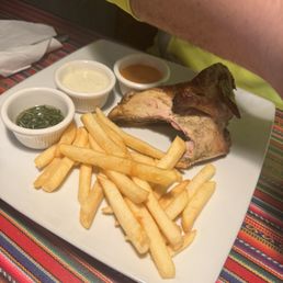 Pollo Ala Braza 1/4 portion Pollo Ala Braza 1/4 portion
