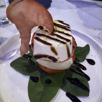 The Oar Steak & Seafood Grille - Mozzarella and tomatoes with basaltic drizzle - Seafood Near Me - Patchogue, New York