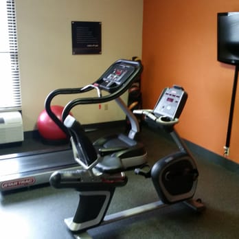 Hampton Inn Bristol - Hotels Near Me - Bristol, Tennessee