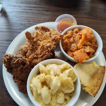 Sauce Boss Southern Kitchen - Fried chicken, candied yams, and golden splendor. - Southern Near Me - Draper, Utah Sauce Boss Southern Kitchen - Fried chicken, candied yams, and golden splendor. - Southern Near Me - Draper, Utah