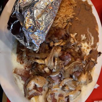 Amigo Joe's - Alambré - Mexican Near Me - Saint Louis, Missouri