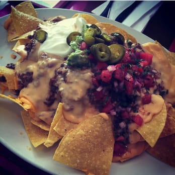 Big Pink - Chilli nachos are amazing - Pizza Near Me - Miami Beach, Florida