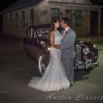 Austin Classic Limo - Limos Near Me