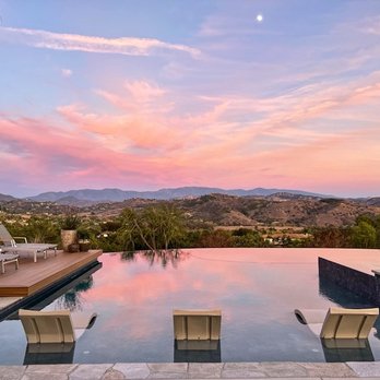 Extreme Swimming Pool Construction - Pool & Hot Tub Service Near Me - Oceanside, California
