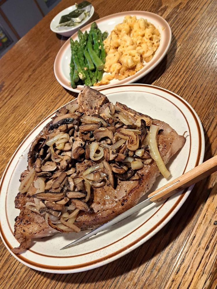 Jump River Bears Den Logo