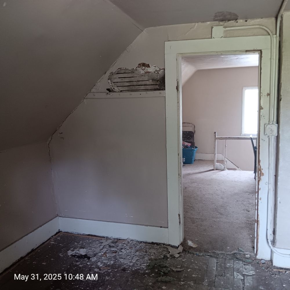 Slide of Reneau's Remodeling