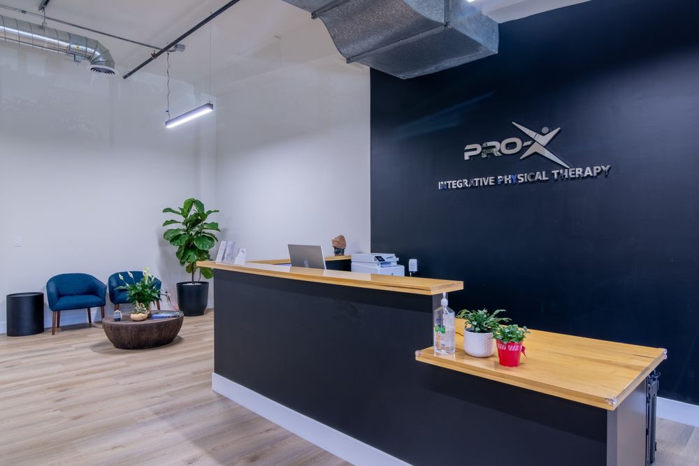 ProX Orthopedic Spine & Sports Therapy Logo