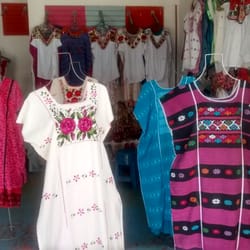 Tienda de Huipiles - Los colores de Oaxaca