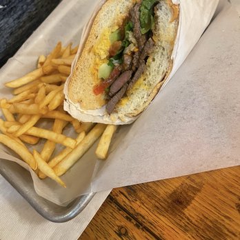 It's Pho - Steak Bahn Mi - Vietnamese Near Me - Los Angeles, California