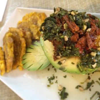 Casa Yari - Relleno de Aguacate - Latin American Near Me - Chicago, Illinois