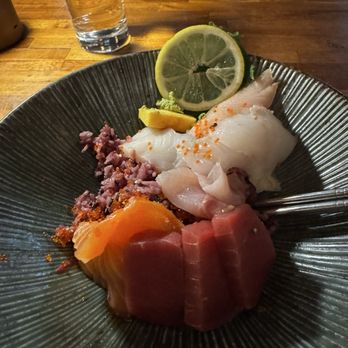 Sakana And Yasai - Sushi Bars Near Me - Albany, California Sakana And Yasai - Sushi Bars Near Me - Albany, California