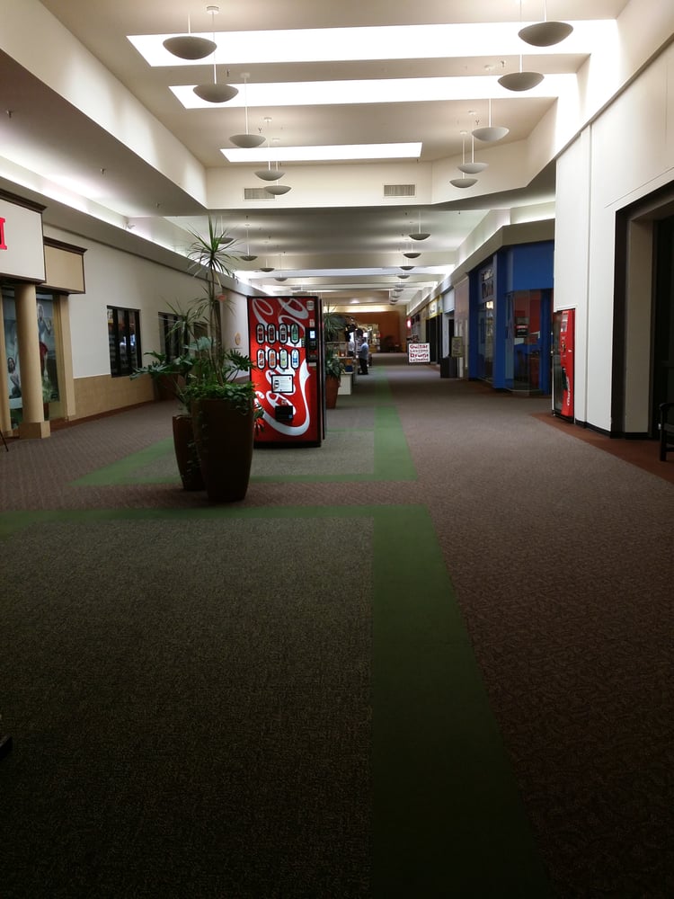 BRAZOS MALL Shopping Centers 100 Hwy 332 W, Lake Jackson, TX