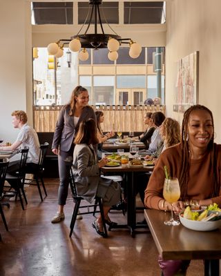 High Street Restaurant & Bar by null