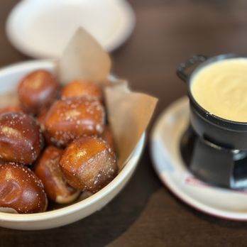 Culinary Dropout - SOFT PRETZELS & PROVOLONE FONDUE - New American Near Me - Birmingham, Alabama