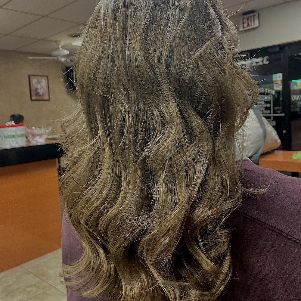 I was offering free haircuts outside today — peaceful, respectful, for  justice. A kind lady from RSA Insurance came over to speak with me. She  said if it had been their client,, image size:1000x1000