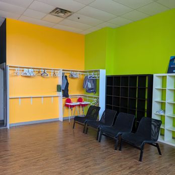 Pixel Pulse - Places to sit and store your belongings before you play - Venues & Event Spaces Near Me - Vaughan, Ontario Pixel Pulse - Places to sit and store your belongings before you play - Venues & Event Spaces Near Me - Vaughan, Ontario