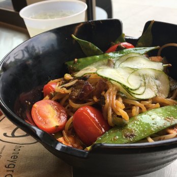 honeygrow - Salad Near Me - Boston, Massachusetts