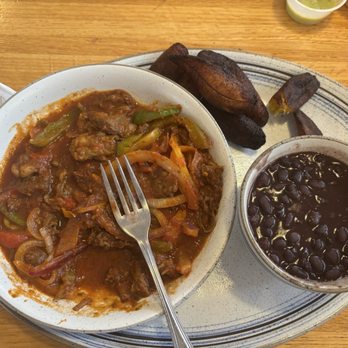 HARTURA - Ropa Viejo with Black beans and Maduros - Breakfast & Brunch Near Me - Wake Forest, North Carolina