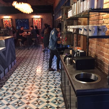 Dripp - Interior - Coffee & Tea Near Me - Fullerton, California