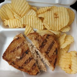 Gabe's Grill - Tuna Melt with Chips