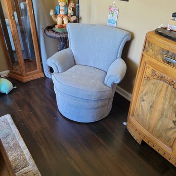 Custom Upholstery By Joe - Beautiful - Furniture Reupholstery Near Me - Arlington Heights, Illinois