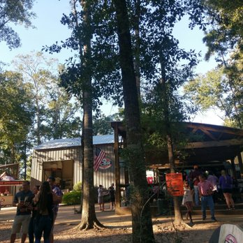 B-52 Brewing Co - Busy afternoon at the tasting room! - Breweries Near Me - Conroe, Texas B-52 Brewing Co - Busy afternoon at the tasting room! - Breweries Near Me - Conroe, Texas