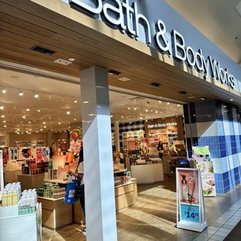 Bath & Body Works - Cosmetics & Beauty Supply Near Me - Riverside, California