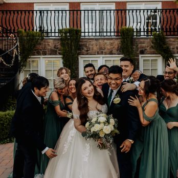Stonebridge Manor by Wedgewood Weddings - Venues & Event Spaces Near Me - Mesa, Arizona Stonebridge Manor by Wedgewood Weddings - Venues & Event Spaces Near Me - Mesa, Arizona