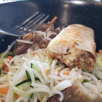 Pho Bar - Chao gio (egg roll) has shrimp! - Vietnamese Near Me - Damascus, Oregon Pho Bar - Chao gio (egg roll) has shrimp! - Vietnamese Near Me - Damascus, Oregon