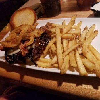 Applebee's Grill + Bar - American Near Me - Ames, Iowa