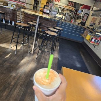 Coastline Burgers - West Seattle - Orange Cream Shake - Burgers Near Me - Seattle, Washington Coastline Burgers - West Seattle - Orange Cream Shake - Burgers Near Me - Seattle, Washington