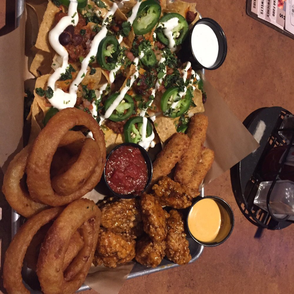 Buffalo Wild Wings - HOUSE SAMPLER - Chicken Wings Near Me - Fort Myers, Florida Buffalo Wild Wings - HOUSE SAMPLER - Chicken Wings Near Me - Fort Myers, Florida