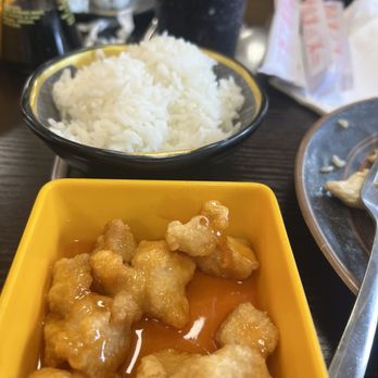 Shibuya - Honey chicken with white rice. - Buffets Near Me - Sand Springs, Oklahoma Shibuya - Honey chicken with white rice. - Buffets Near Me - Sand Springs, Oklahoma