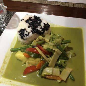 Ruan Thai Cuisine - green curry - Thai Near Me - Savannah, Georgia