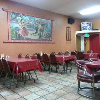 La Cabaña - Spacey room (left side view) - Mexican Near Me - Newark, California La Cabaña - Spacey room (left side view) - Mexican Near Me - Newark, California