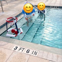 Caper Beach Club - Pool toy