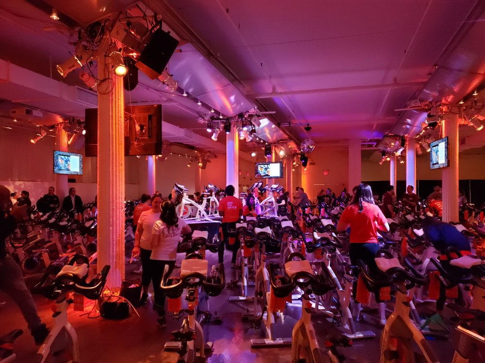 METROPOLITAN PAVILION 481 Photos & 98 Reviews Venues & Event Spaces 125 W 18th St, New