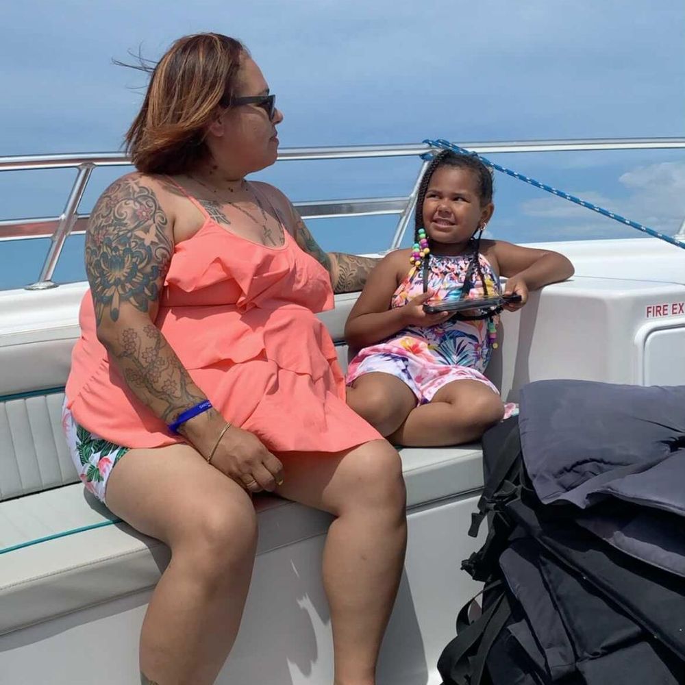 Hawaiian Parasail - This is me and my 5 year old after we did our 1000 ft parasailing. Just enjoy the ride ..... - Parasailing Near Me - Honolulu, Hawaii Hawaiian Parasail - This is me and my 5 year old after we did our 1000 ft parasailing. Just enjoy the ride ..... - Parasailing Near Me - Honolulu, Hawaii