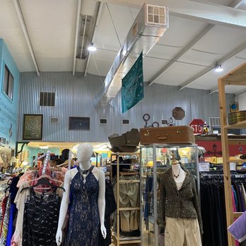 Faith & Funky Junk - Thrift Stores Near Me - Boerne, Texas