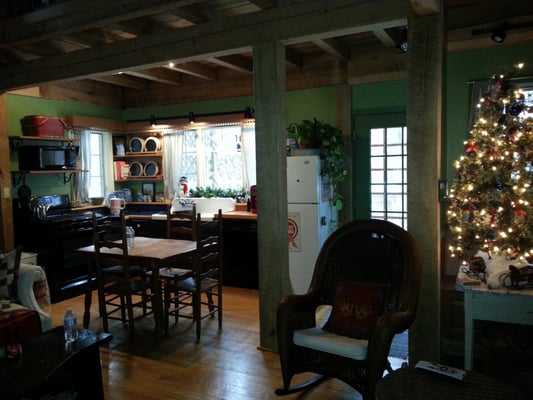Robinwood Inn by null